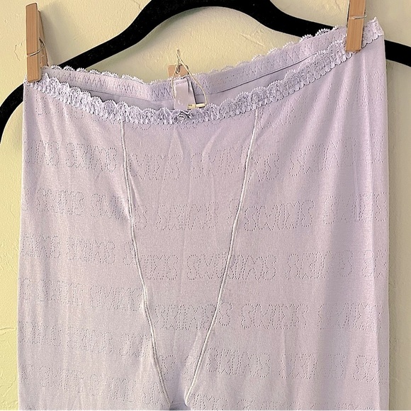 SKIMS Pants - HTF SKIMS POINTELLE LACE TRIM LEGGINGS IN LAVENDER L